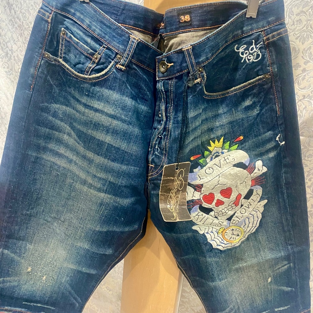Ed Hardy Vintage Embroidered Shorts Sz 38
